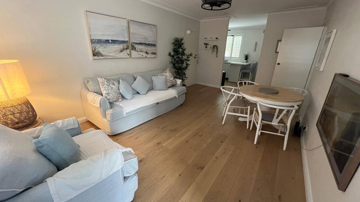 Drummoyne Apartment | Sunny Boutique Apartment