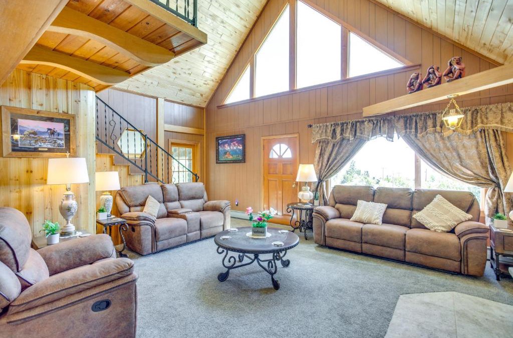 Cedaredge House | Sunny Cedaredge Home with Mtn Views - Hike and Fish!