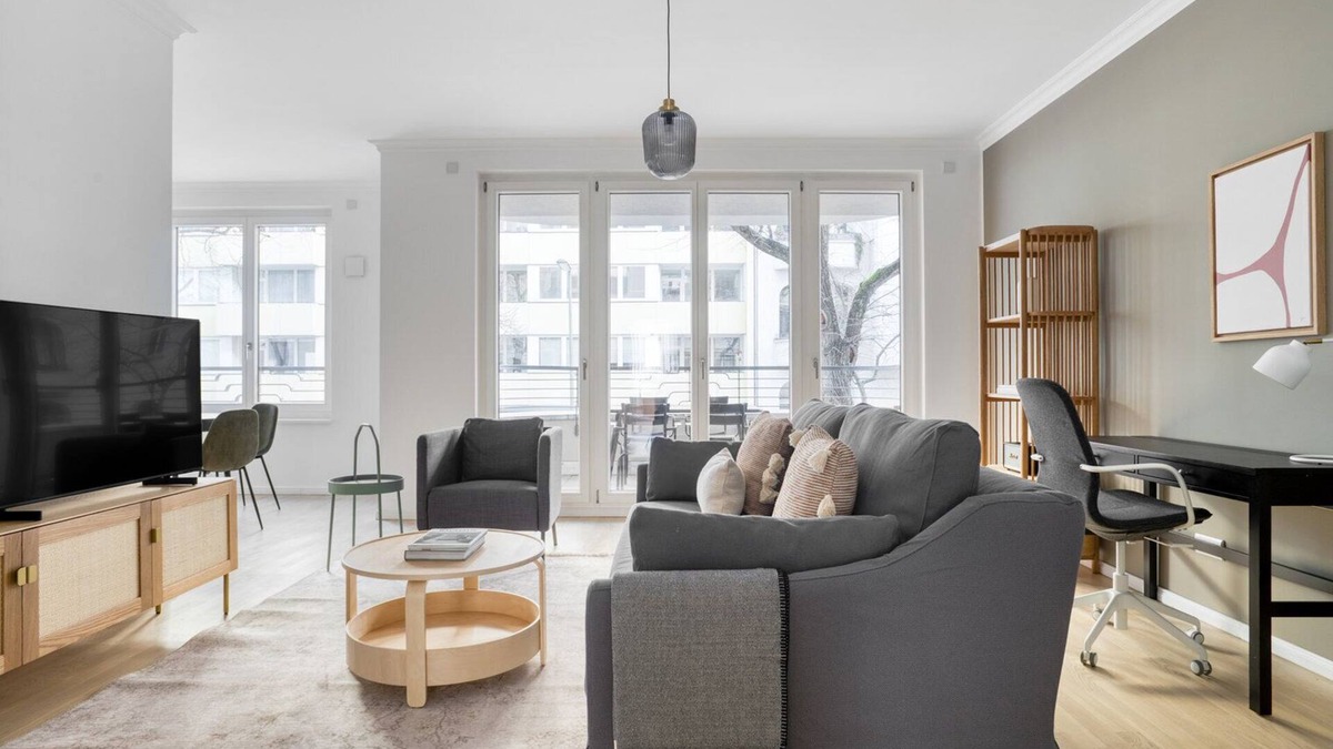 Halensee Apartment | Sunny Charlottenburg 2BR in quiet area near Kurfürstendamm, by Blueground