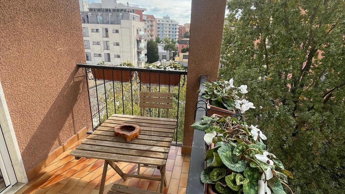 Chiesa Rossa Apartment | Sunny Comfy Apartment
