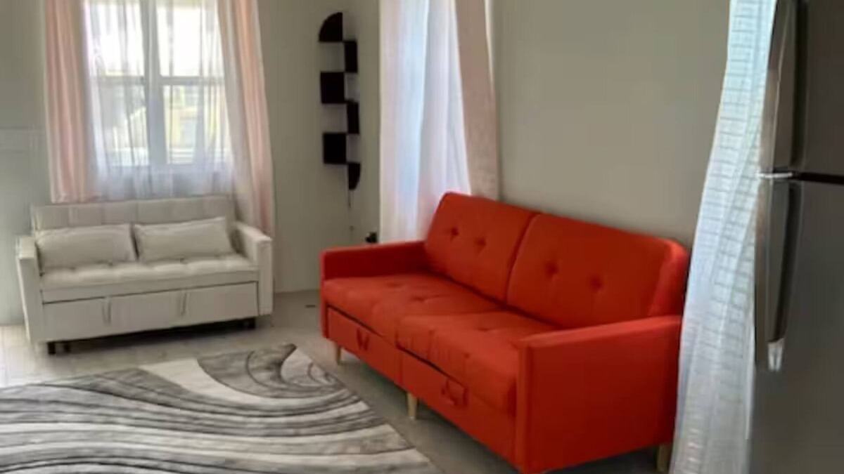 Estate Enfield Green Cottage | Sunny Crucian Retreat