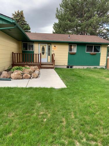 Pocatello House | Sunny Days