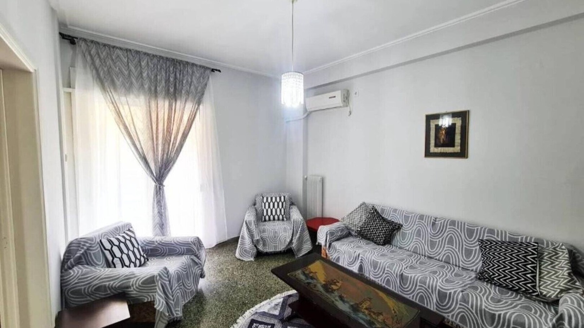 Nikaia-Agios Ioannis Rentis Apartment | Sunny Dream House
