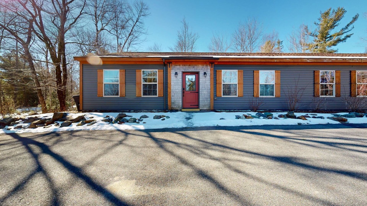 Ellsworth House | Sunny duplex near forests and lakes with open layout, smart TV, & washer/dryer