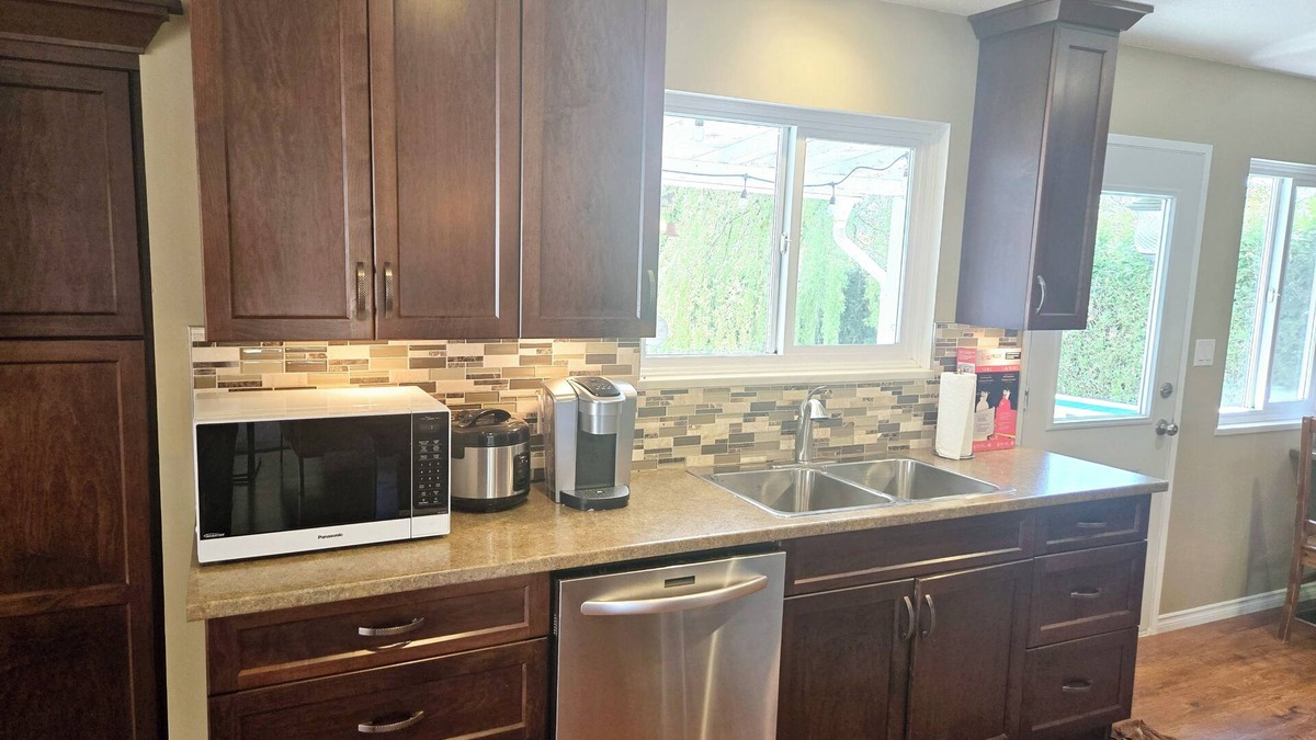 Yorkson Villa | sunny estate