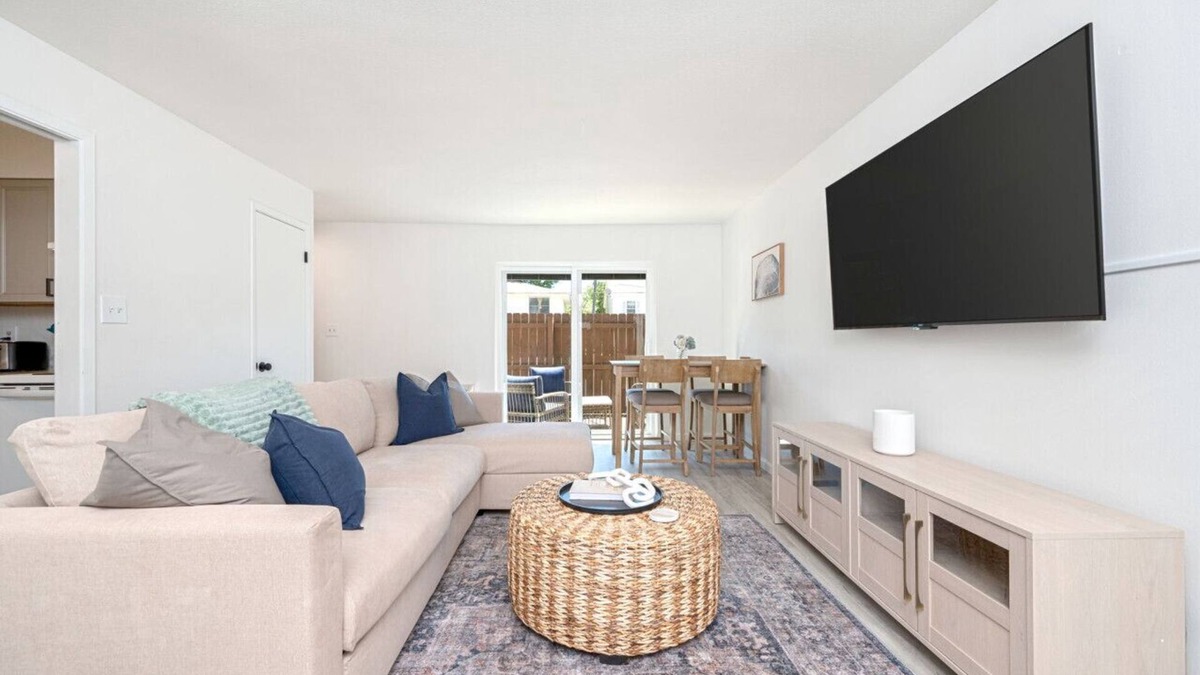 Wright Apartment | Sunny Haven #627: 1BR Townhome in Fort Walton