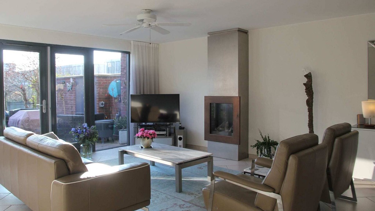 Alkmaar House | Sunny holiday home in Alkmaar on the water
