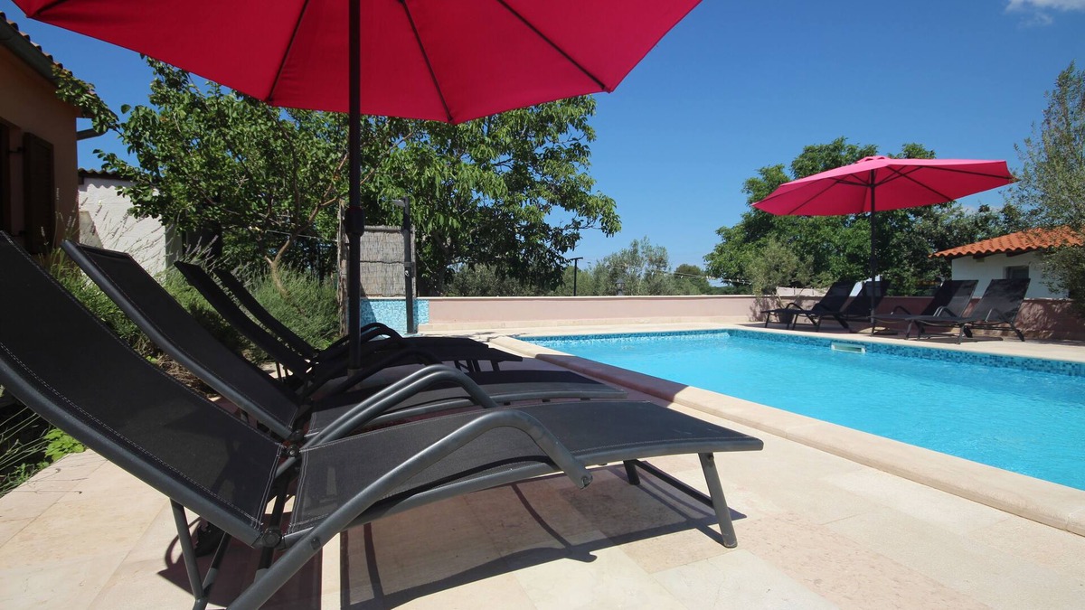 Peroj House | Sunny Holiday home Kolic with pool (Istria)