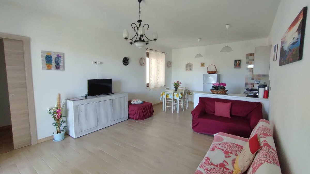Budoni House | Sunny House, vacation home with garden near the beach in Budoni!