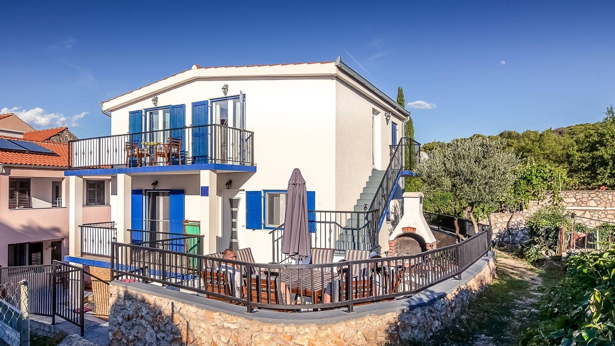 Tisno House | Sunny House Zoric Umene Tisno, your summer base!