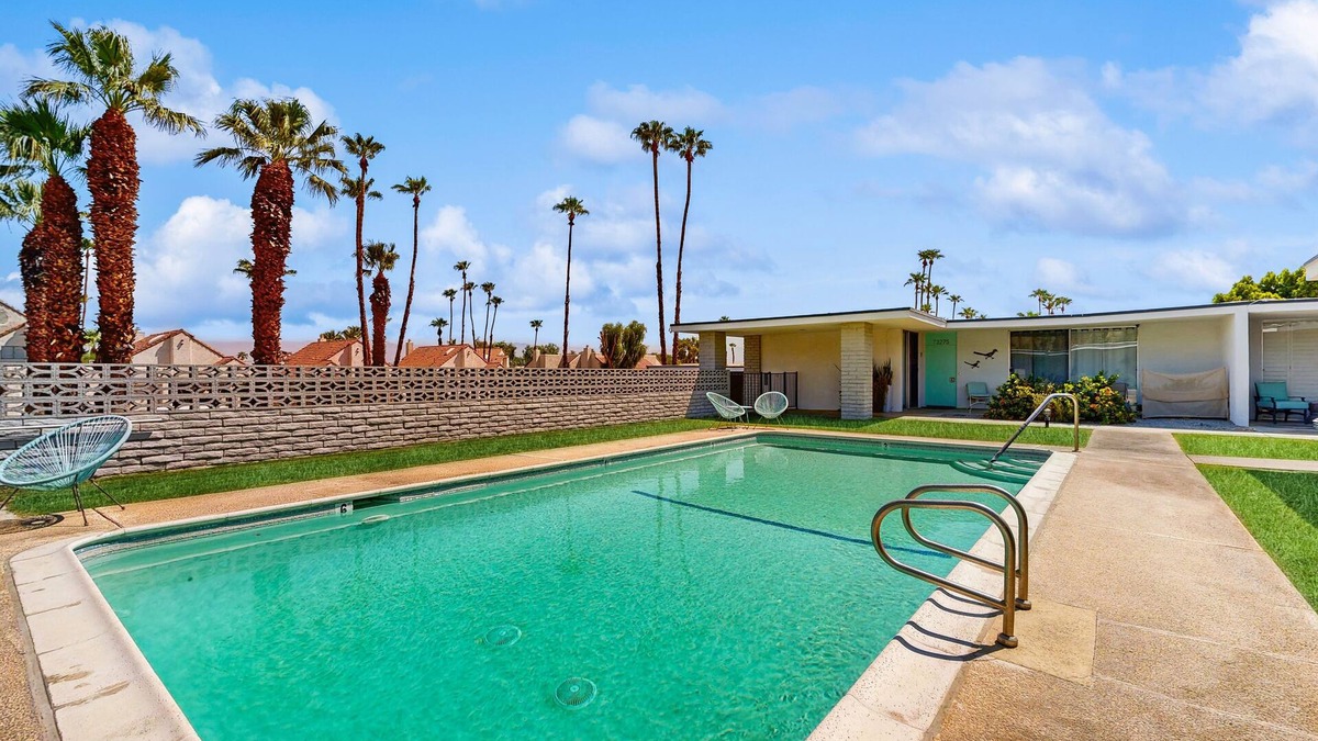 Palm Desert Condo | Sunny Mountain-View Retreat with Pool, Golf, and Tasty Eats Just Steps Away