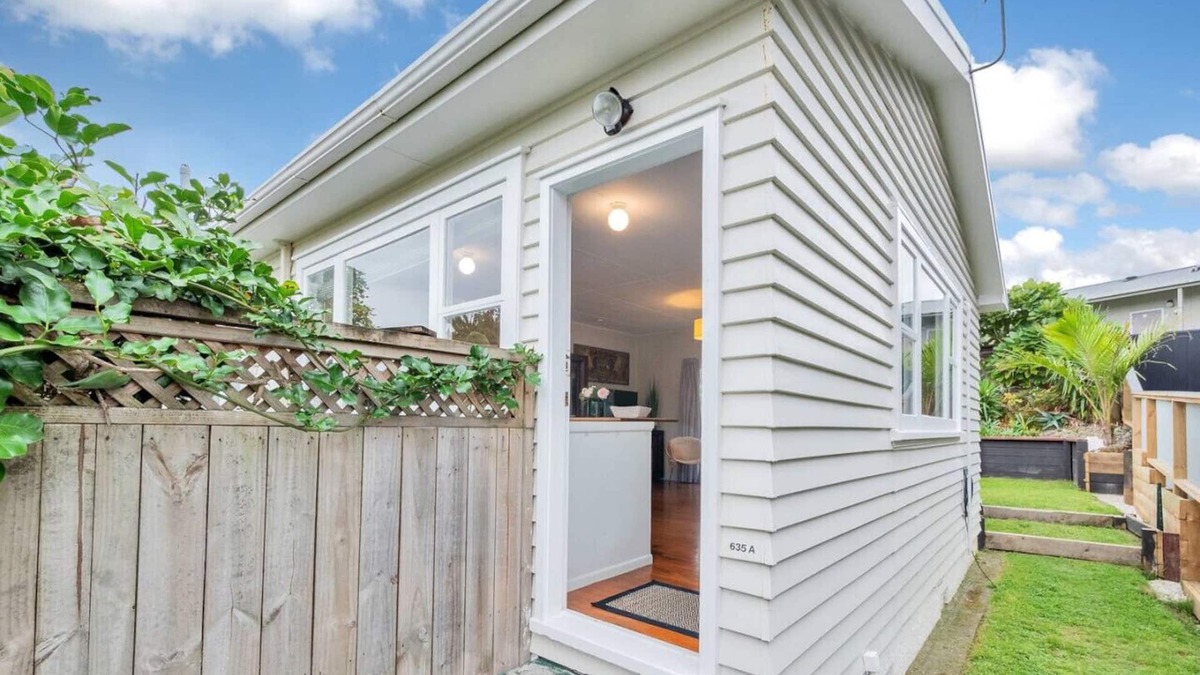 Grey Lynn House | Sunny and Cosy Home near Western Springs