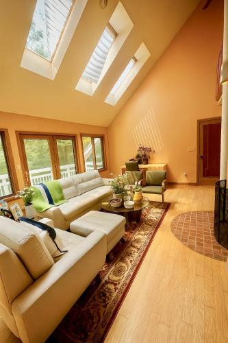 Harwinton Bed & Breakfast | Sunny Peace Homestay