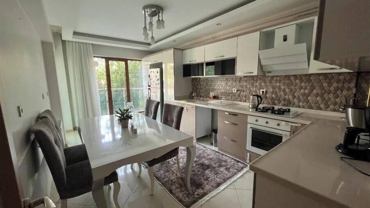 Yenimahalle House | Sunny Retreat