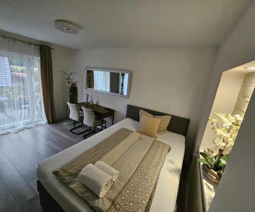Duerrwangen Apartment | Sunny room 2