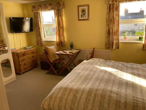 Emsworth House | Sunny room in Old Emsworth Village in private house