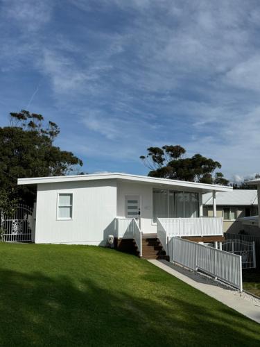 Shellharbour House | Sunny Rose