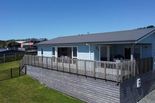 Coopers Beach House | Sunny Sands