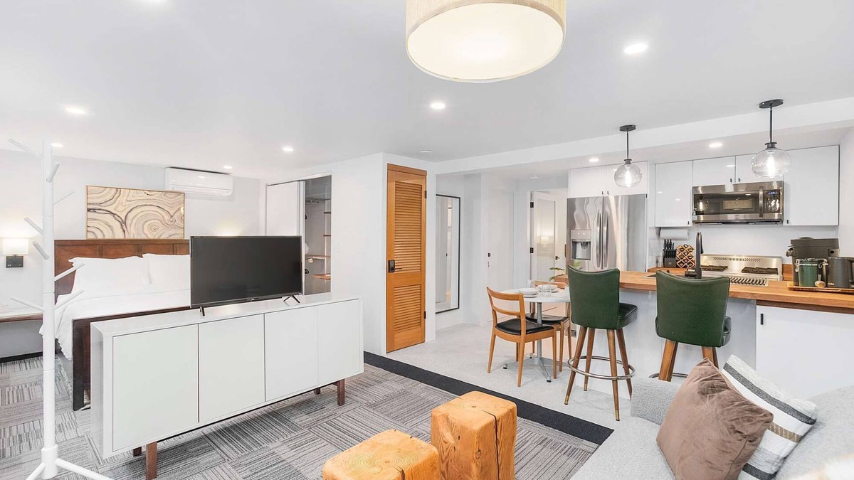 Green Lake Apartment | Sunny side Studio on Green Lake