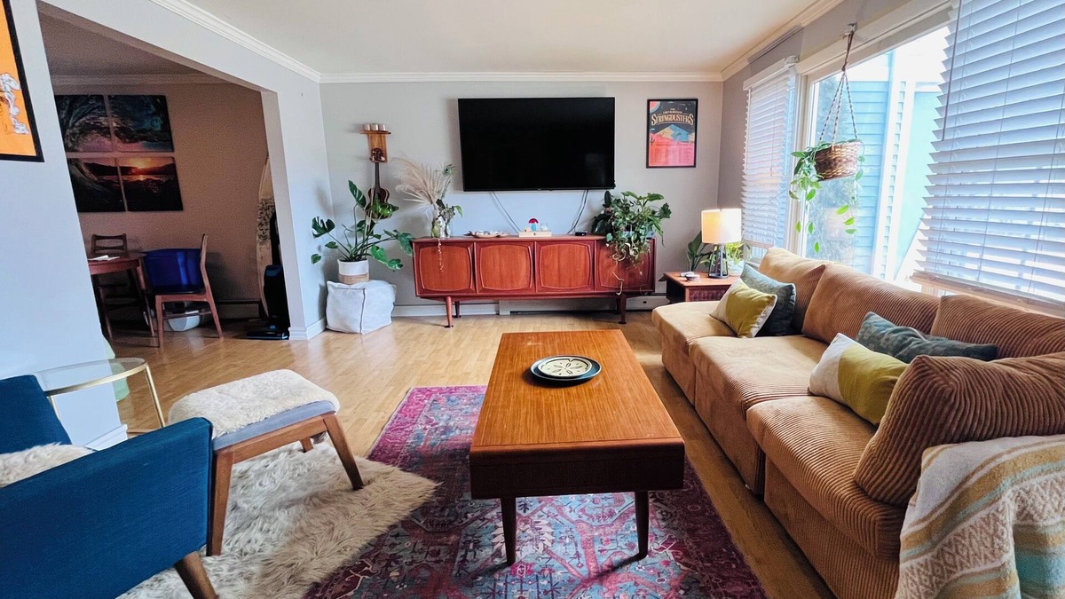 Winter Harbor Condo | Sunny Side Up Schoodic Retreat. Pet-Friendly!