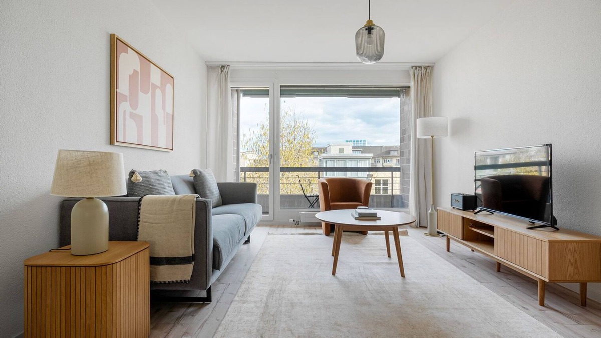St. Johann Apartment | Sunny St. Johann 3 Room w/Storage, nr local market, by Blueground