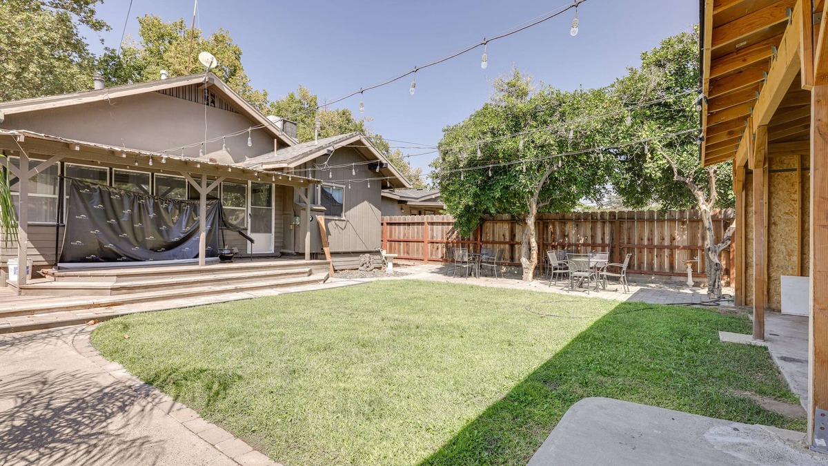 Turlock Cottage | Sunny Turlock Cottage: Walk to Downtown!