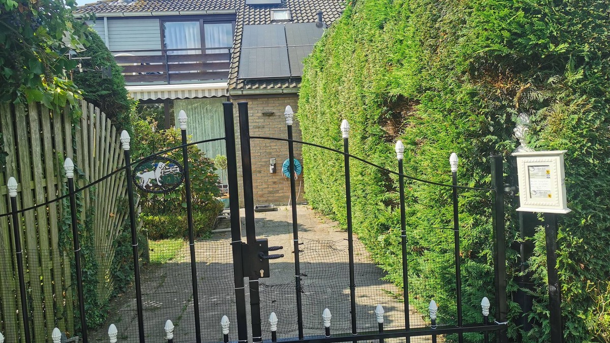 Brouwershaven Apartment | Sunny vacation home near Grevelingenmeer+enclosed garden/terrace and gazebo