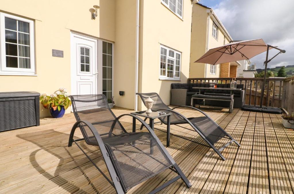 Combe Martin House | Sunny Views