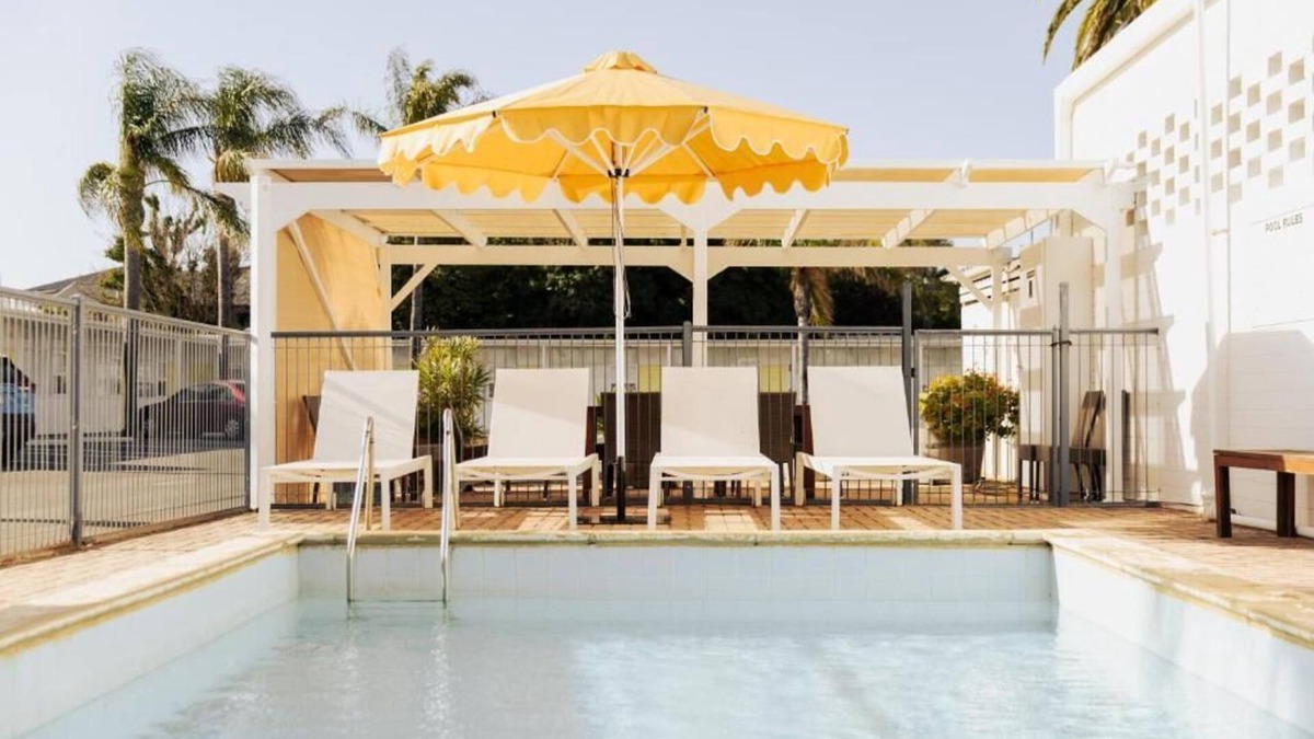 Port Broughton Hotel | Sunnyside Motel