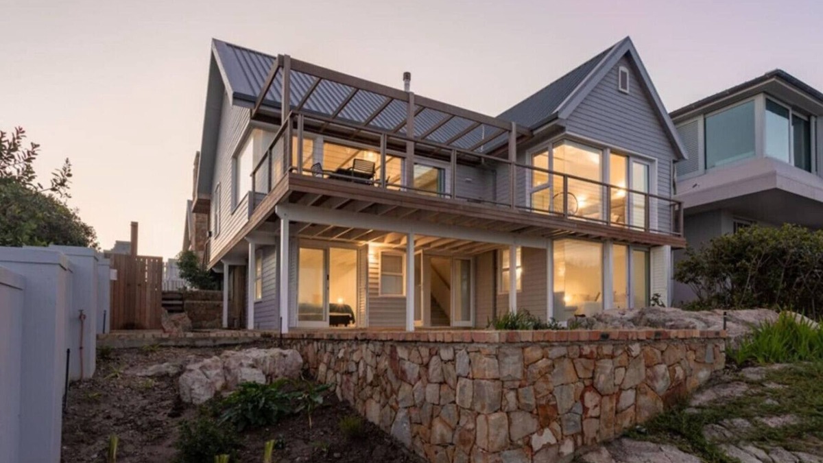 Onrus House | Sunridge Aan Zee | Luxury Beach Villa, Onrus Beach