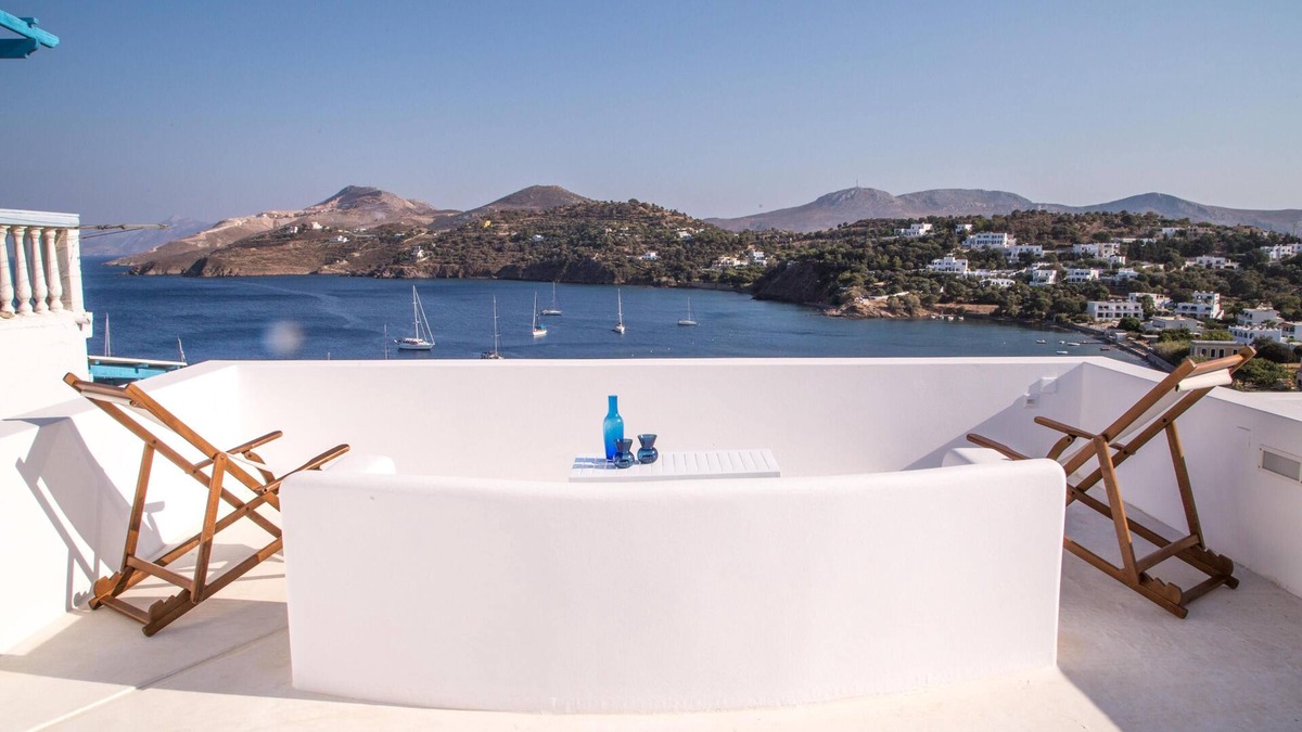 Leros Villa | Sunrise Bay. Modern Cycladic House near the beach with a magnificent view.