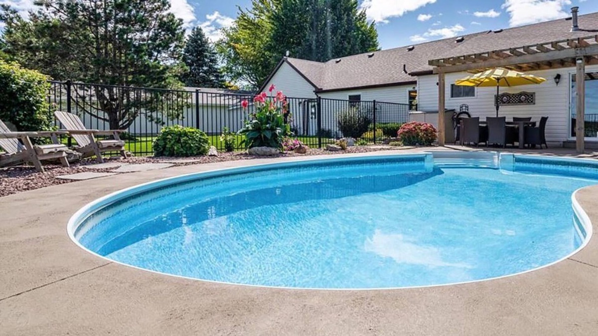 Erieau Cottage | Sunrise Cottage - Lake Erie