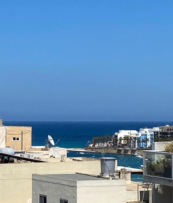 Bellavista Apartment | Sunrise Court
