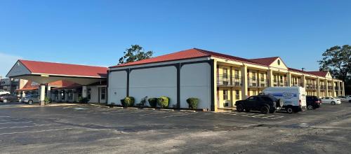 Searcy Hotel | Sunrise Extended Stay