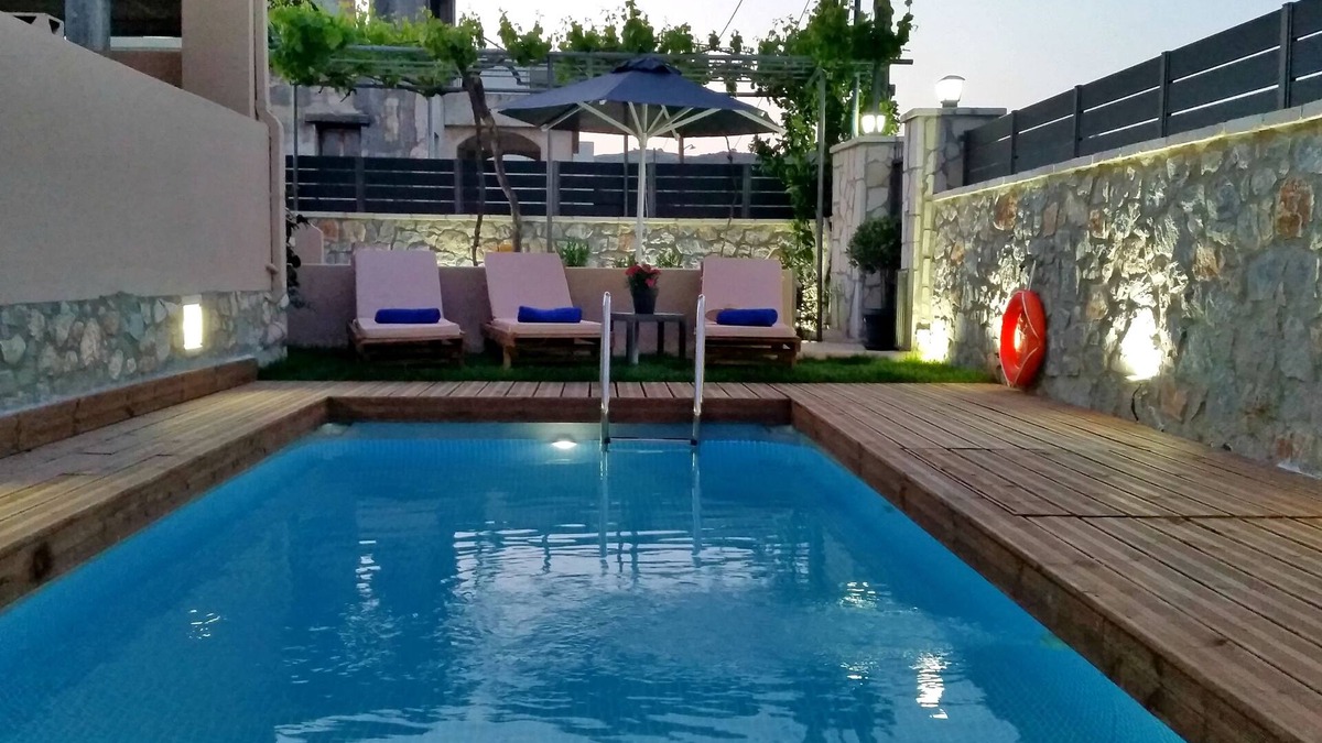 Monopari House | Sunrise Residence
