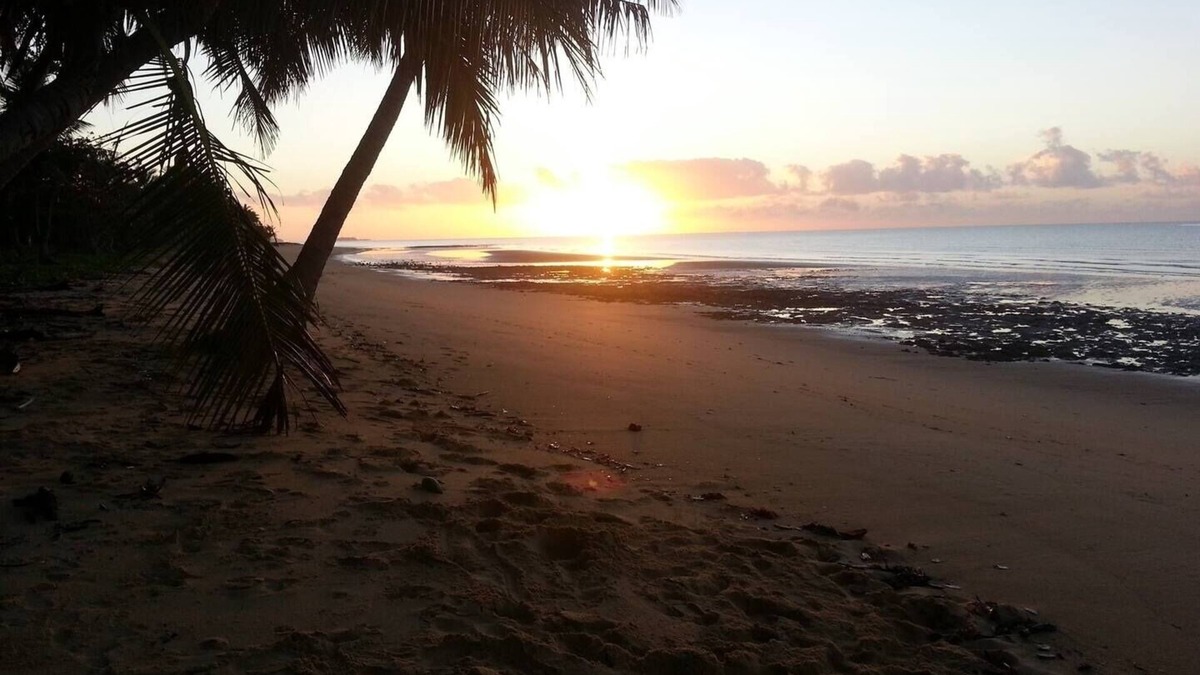 Kurrimine Beach House | Sunrise Sands