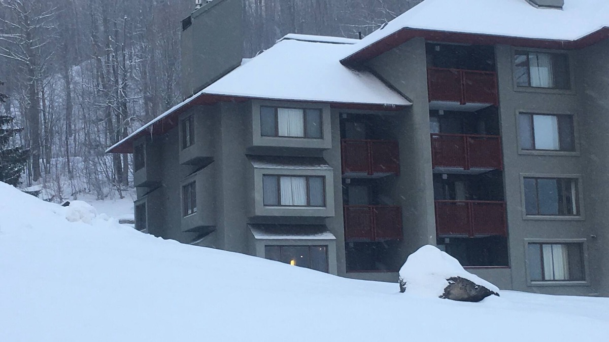 Central Vermont- Killington Condo | Sunrise-Seasonal Ski in/Ski out-weather permitting near the Sunrise Triple.n
