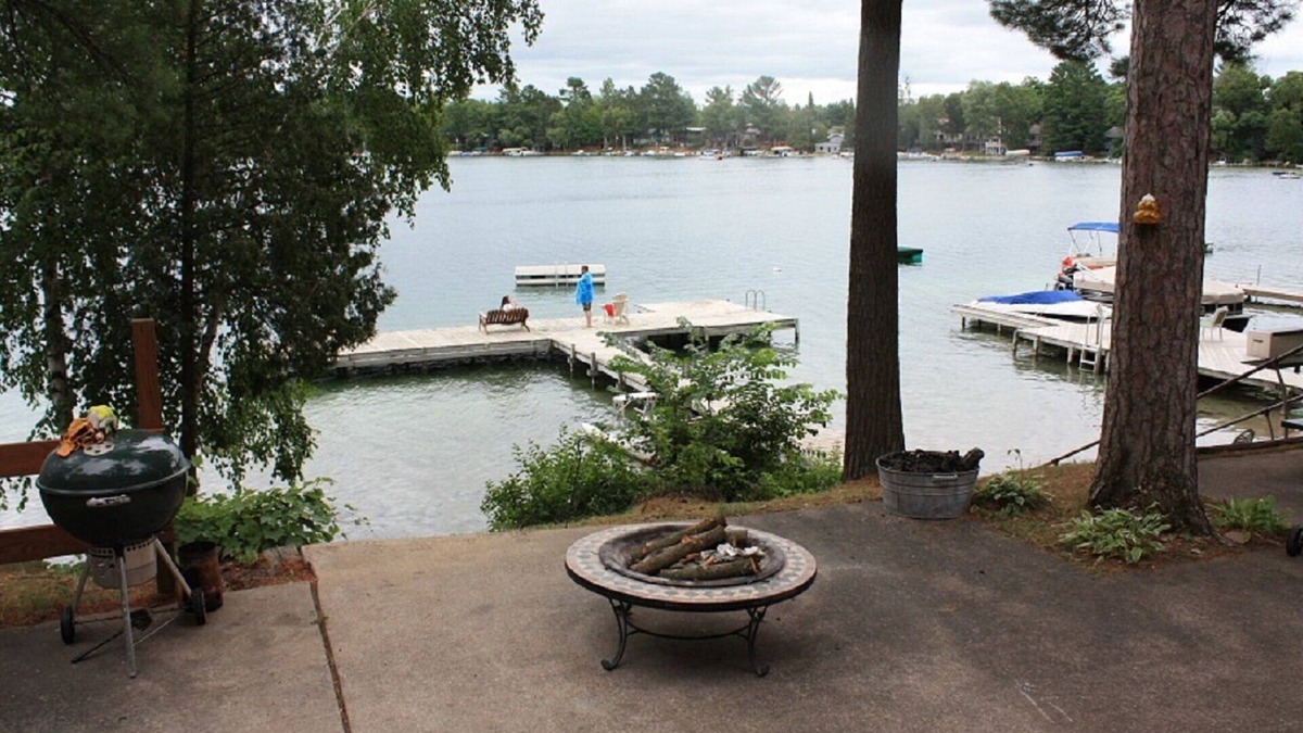 Waupaca Cottage | Sunrises and Sunsets to Remember on the Chain O'Lakes in Waupaca, WI #4