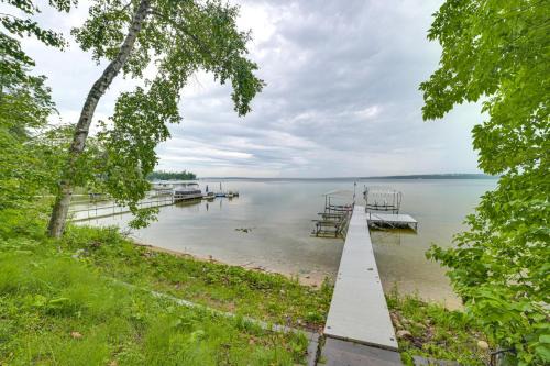 Indian River House | Sunroom, Dining Pavilion and More Gem on Burt Lake!