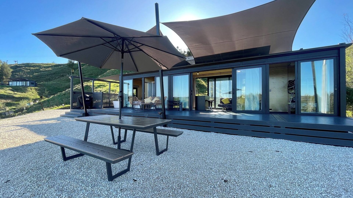 Hangatiki House | Sunset, 2 Bed W/outdoor Bath