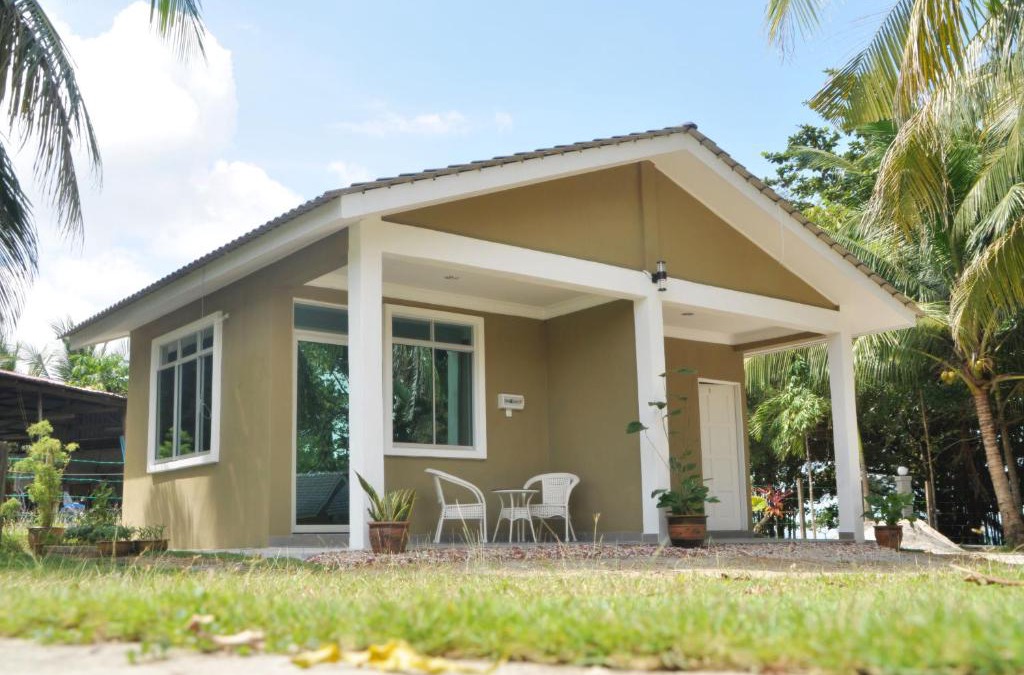 Air Hangat House | Sunset Bay Cottage