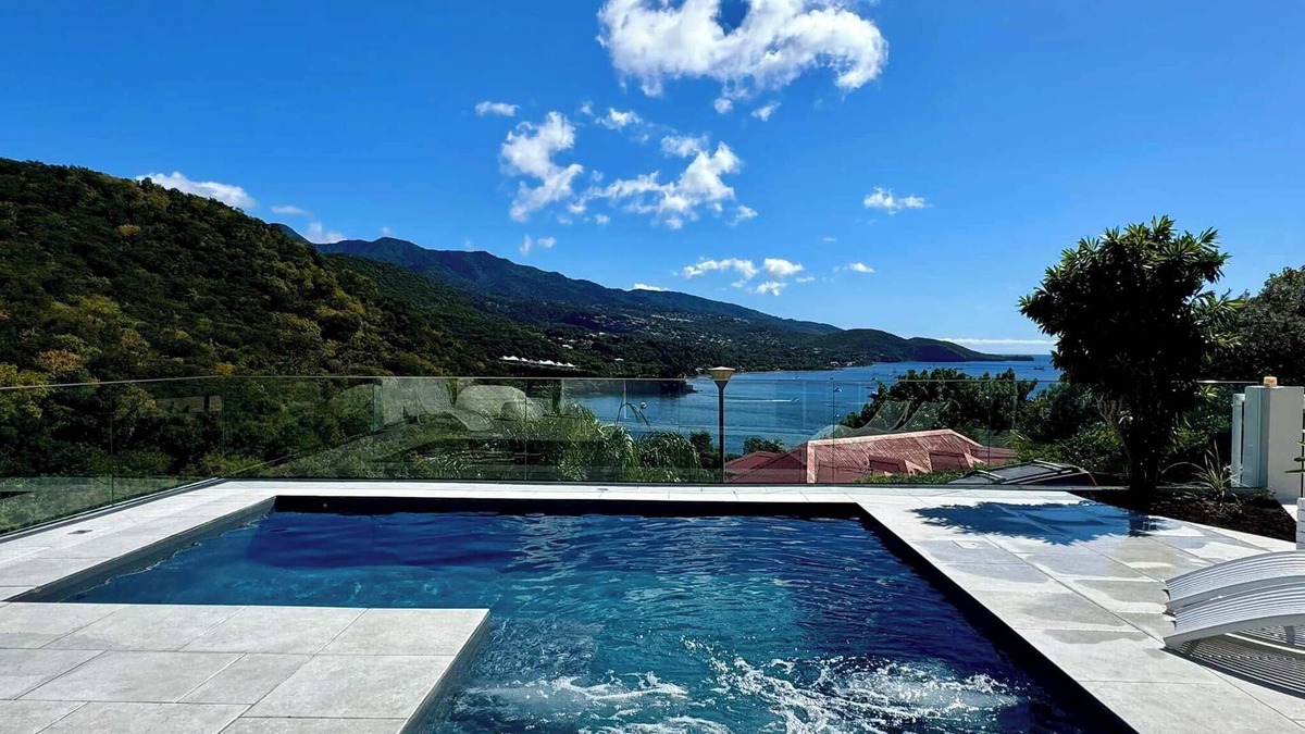 Malendure Villa | Sunset Beach Villa - 5-star Creole villa with pool and sea view