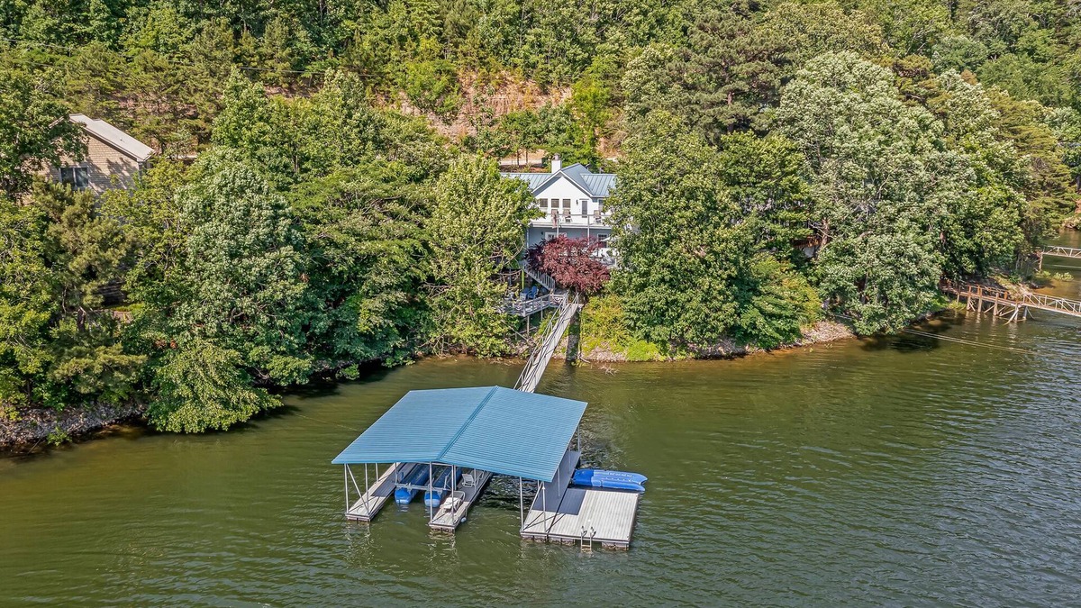 Bremen House | Sunset Cove: 4 BR, 3 BA House in Bremen, Sleeps 12