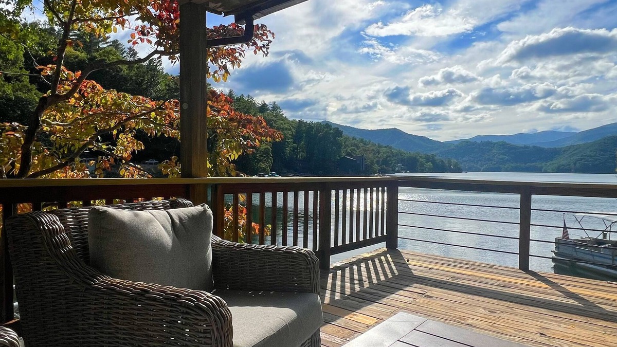 Robbinsville Cabin | Sunset Cove, a charming waterfront cabin with boat dock on Lake Santeetlah