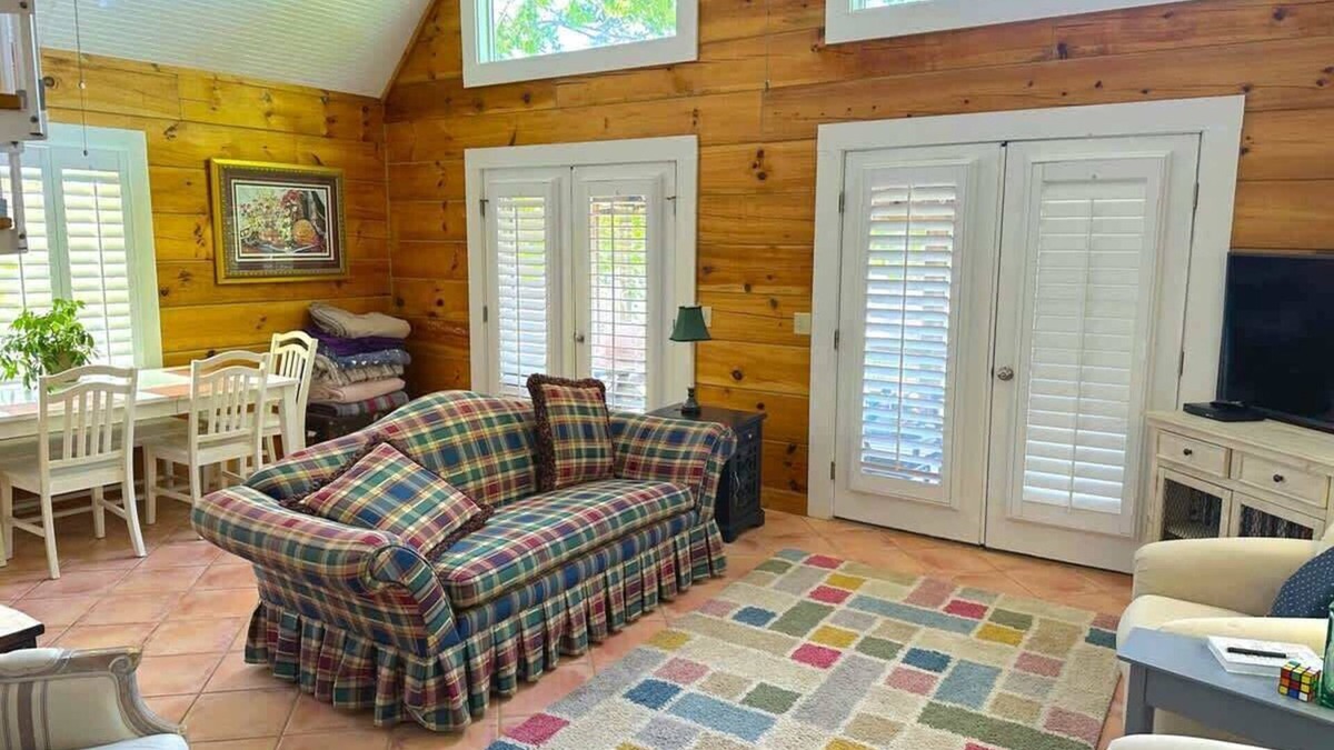 Newberry Shores Cabin | Sunset Cove Cabin Sum