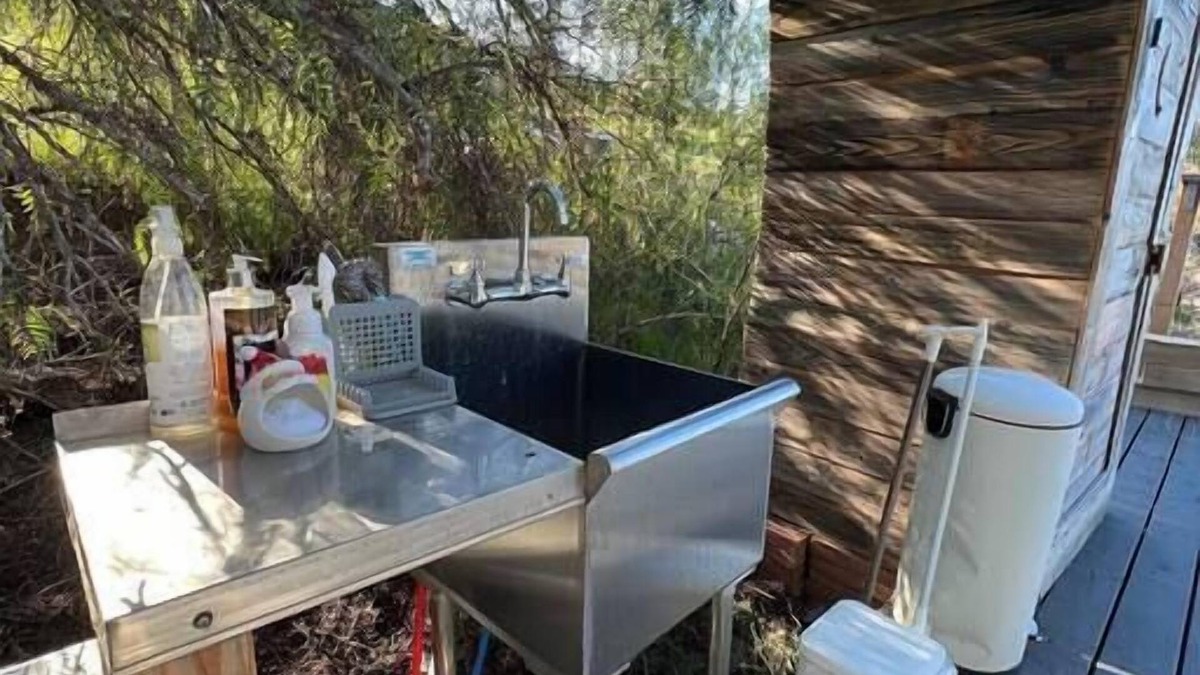 Valley Center Apartment | Sunset Dome - Outdoor Shower