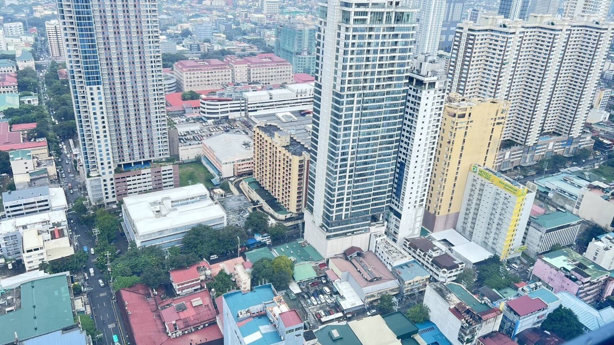 Ermita Condo | Sunset Dream Bay
