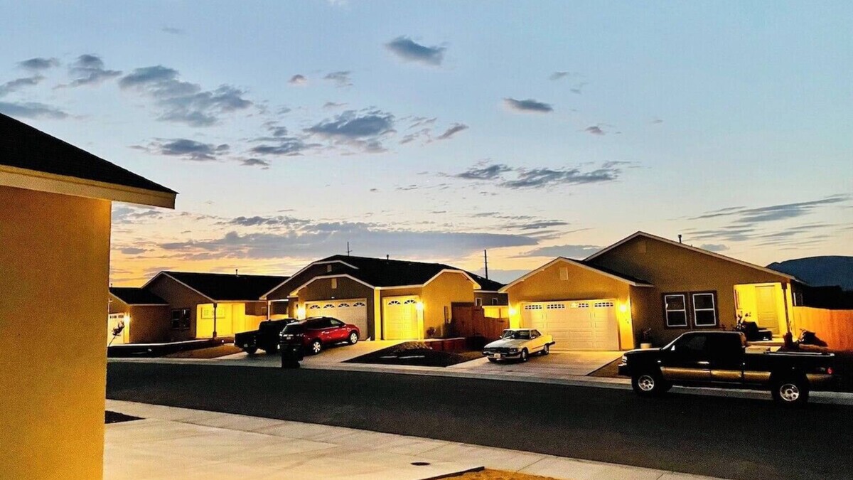 Fernley House | Sunset Haven,Pets OK,9 Beds
