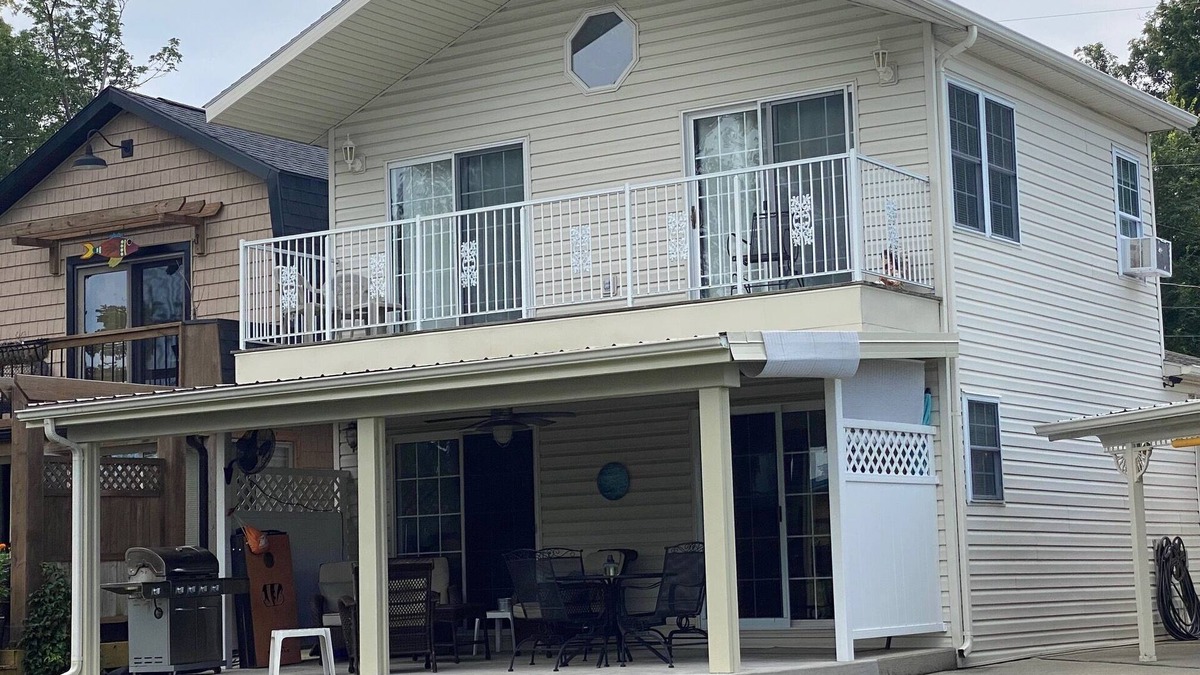 Saint Johns House | Sunset Hideaway located on no wake canal w/close access to boat launch&main lake