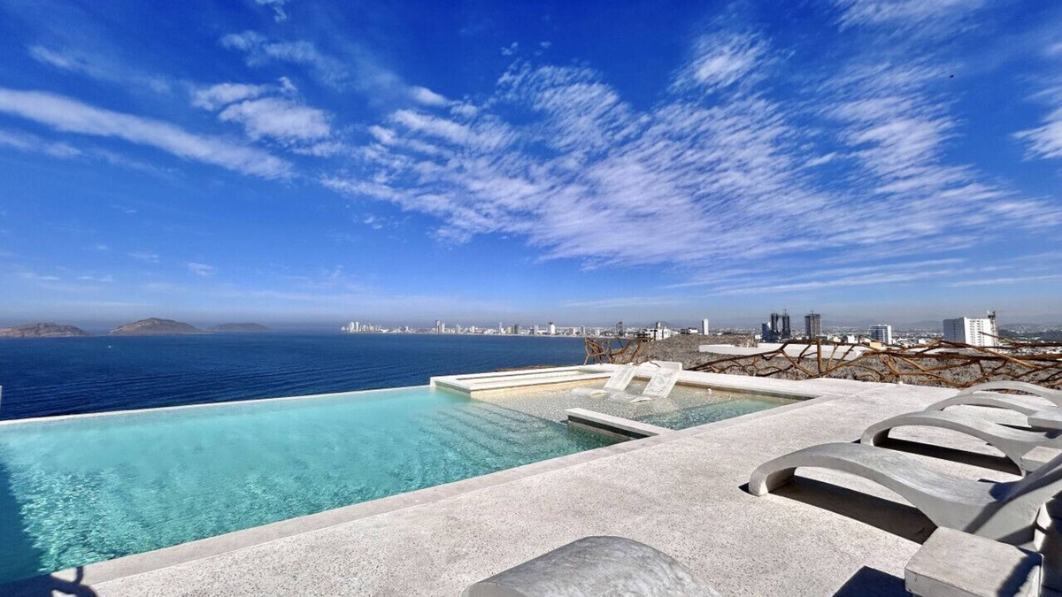 Balcones de Loma Linda Apartment | Sunset hills Apartments